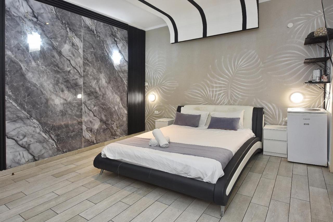 Nofim Suites ทิเบเรียส ภายนอก รูปภาพ