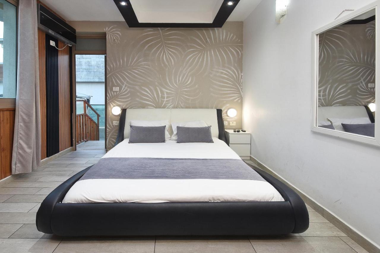 Nofim Suites ทิเบเรียส ภายนอก รูปภาพ