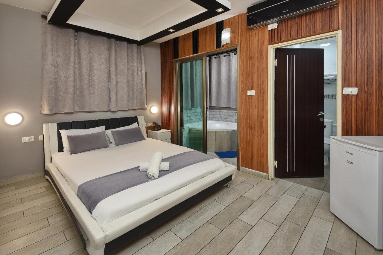 Nofim Suites ทิเบเรียส ภายนอก รูปภาพ